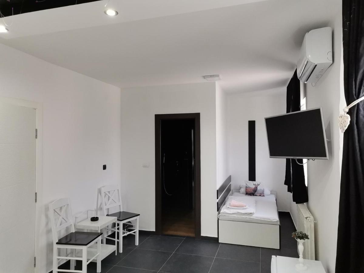 Airport Apartments เบลเกรด ภายนอก รูปภาพ